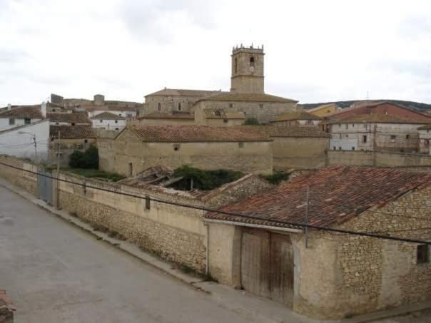 Bar Hostal Torralba De Los Sisones Eksteriør bilde